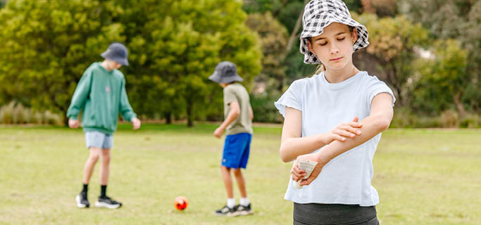How sun safe are Ausralian teenagers